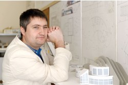  Антон Антонов, заведующий структурным подразделением по учебно-производственной работе. Фото: Анастасия Нефёдова