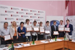 Победители Intel ISEF 2013 приняли участие в круглом столе «Москва – столица высокотехнологичного образования». Фото: Анастасия Нефёдова