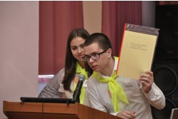 Победители Intel ISEF 2013 приняли участие в круглом столе «Москва – столица высокотехнологичного образования». Фото: Анастасия Нефёдова