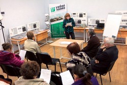 Преподаватели представляют результаты  своих контрольных заданий  по стажировке